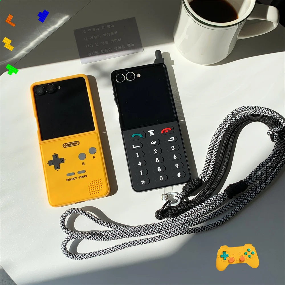 

Korea INS simple phone case with wrist strap for Samsung Galaxy Z Flip 7 Flip 6 Flip 5 4 3 cover Card slot protective Fundas