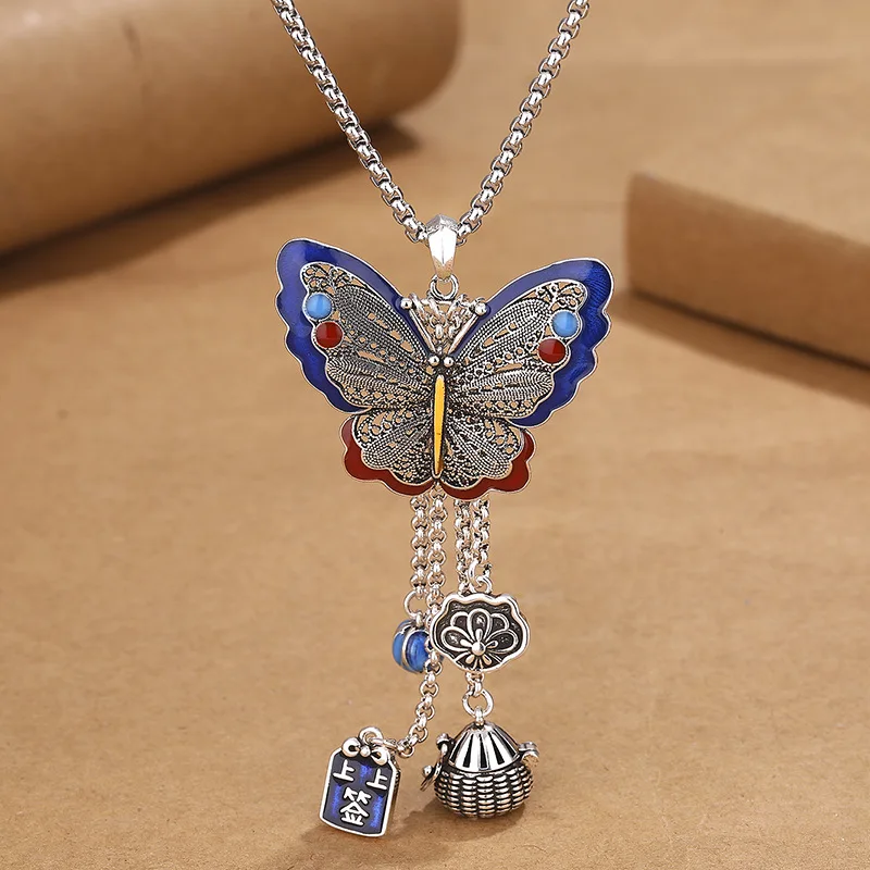 Retro cloisonn é butterfly necklace, feminine temperament, Thai silver antique craftsmanship DIY pendant, long sweater chain.