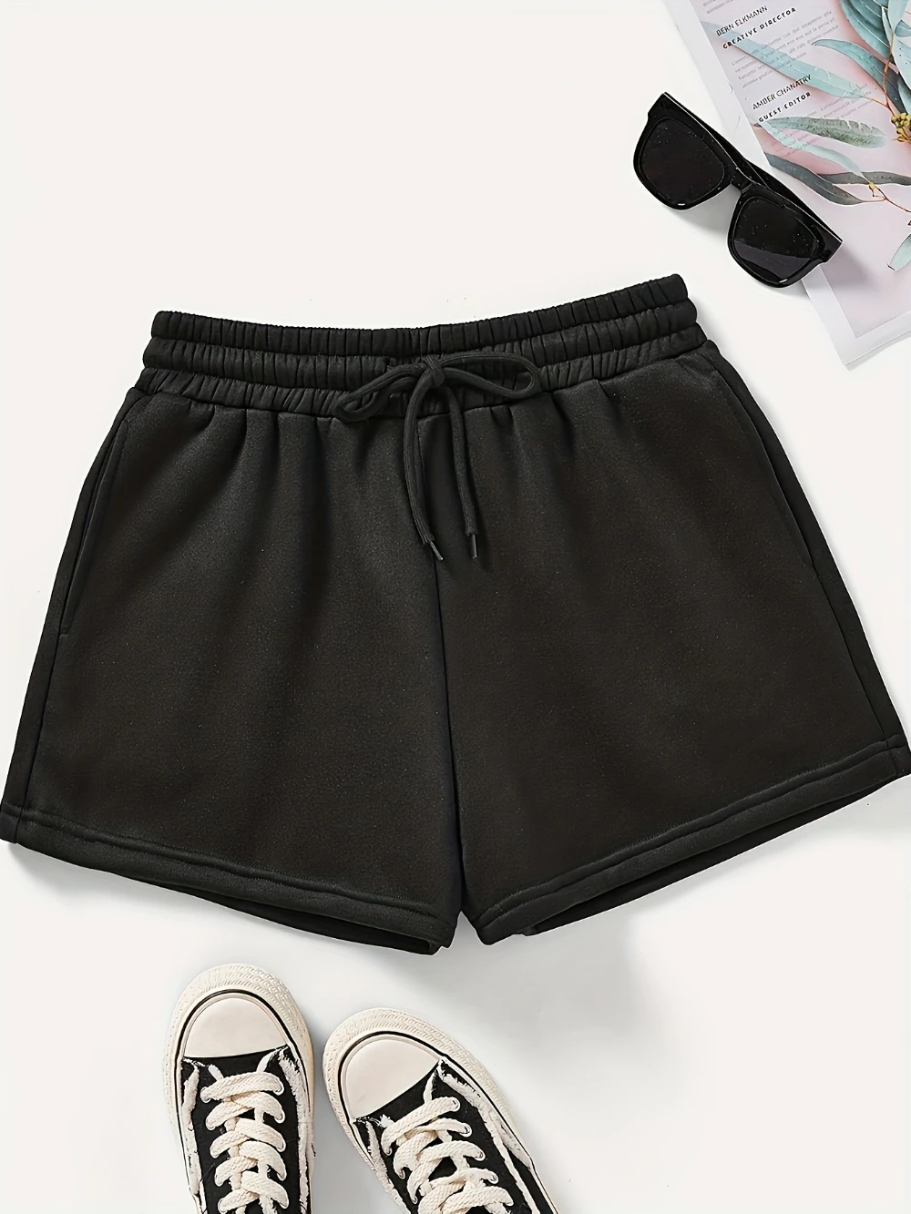 Summer New Solid Color Casual Versatile Comfortable Pocket Shorts Y Style and Leg-lengthening Drawstring Casual Shorts