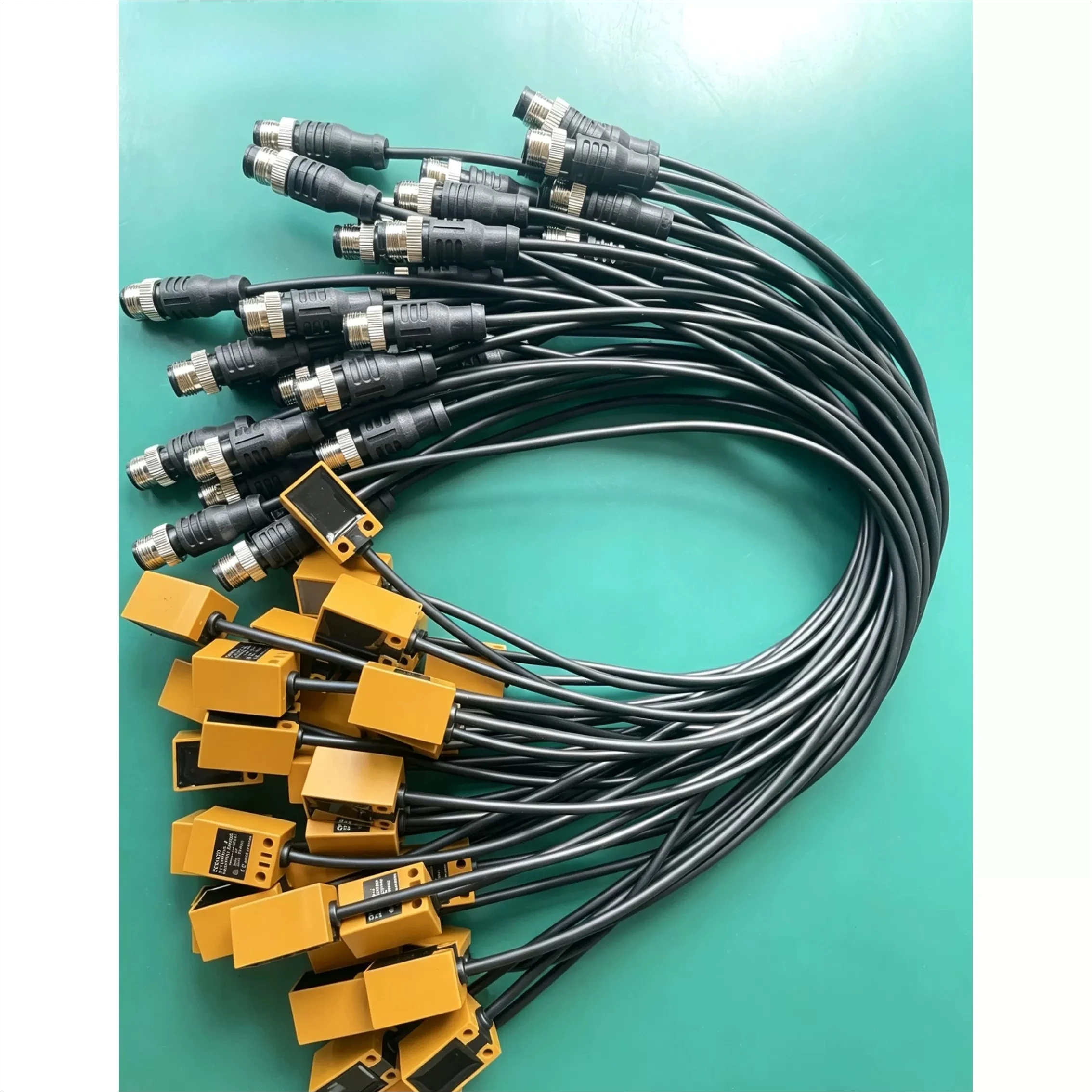 Aviation plug-in for Omron square proximity switch TL-Q5MC1-Z/C2/B1/D1/Y1/Y2/B2/NPN