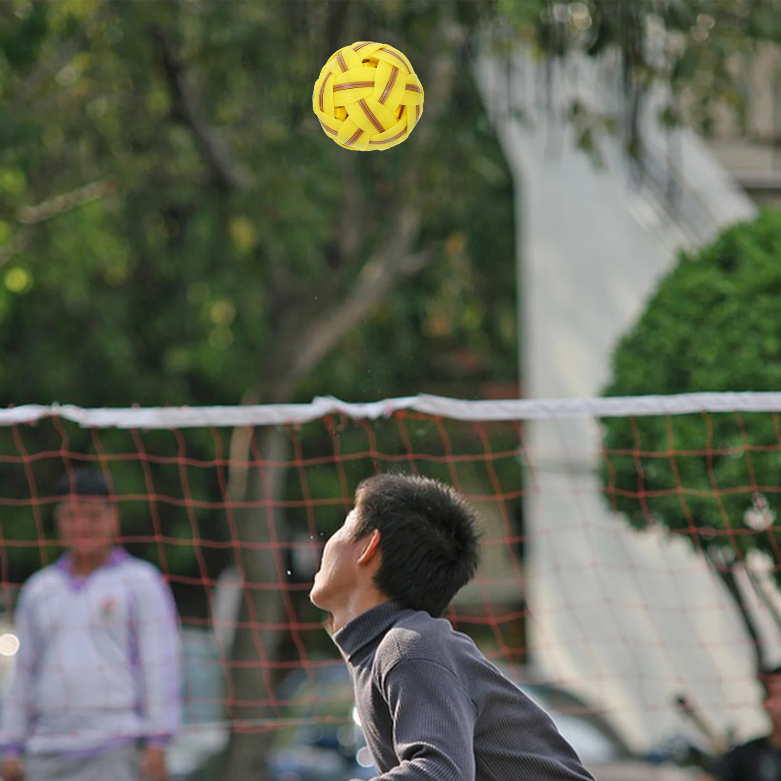 لعبة كرة القدم البلاستيكية المنسوجة للأطفال كرة القدم في الهواء الطلق لعبة كرة القدم القابلة لإعادة الاستخدام لعبة الكرة المنسوجة الملونة كرات كرة القدم ديكور