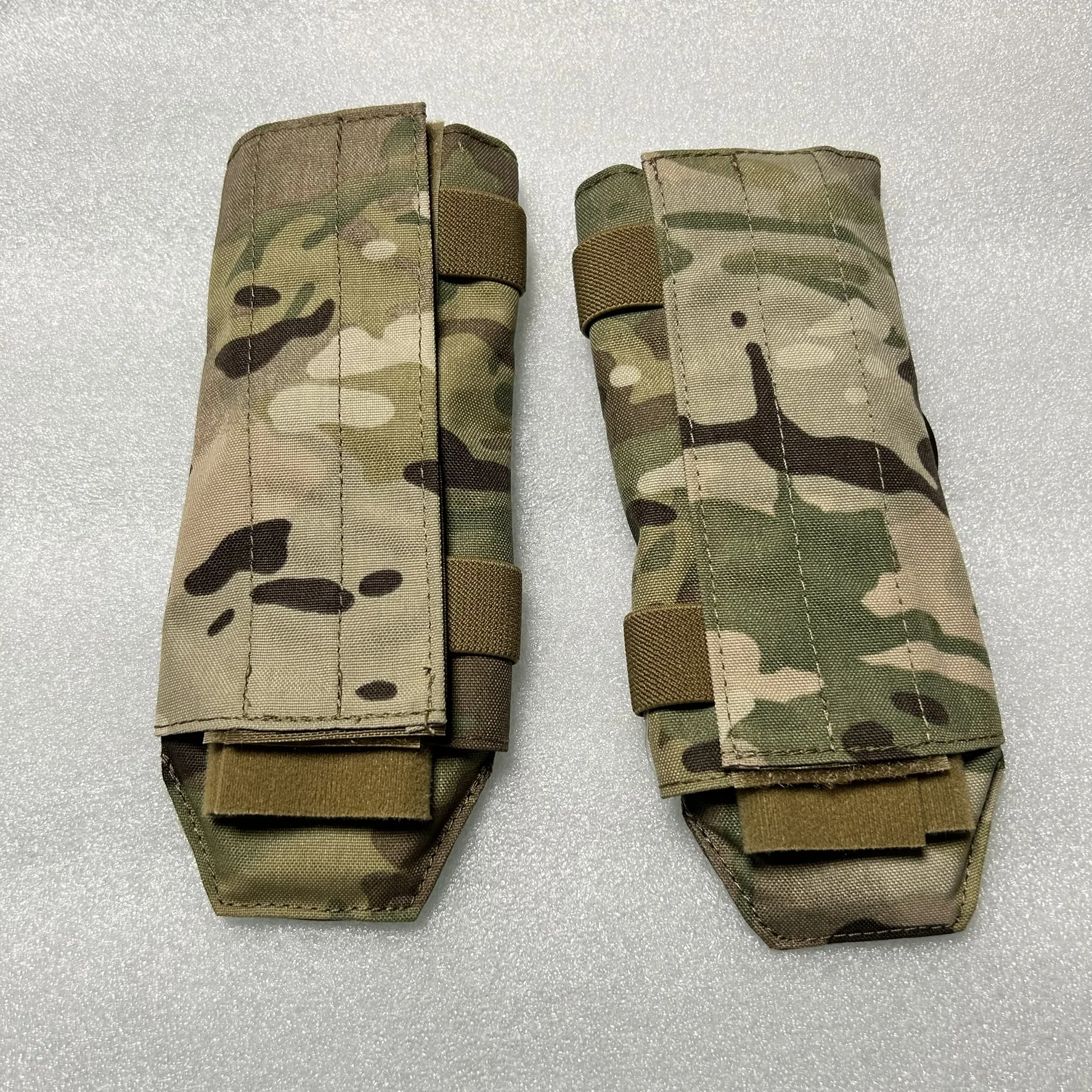 衝撃吸収性を向上させる12層tegris内蔵ショルダーパッド-アウトドアタクティカルベスト用ユニバーサルフィット