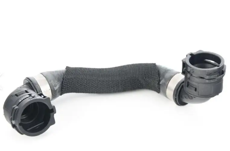 1 piece new Auxiliary Pump Water Pipe for BMW G30 G11 520i 530i 540i 730Li 17128602613