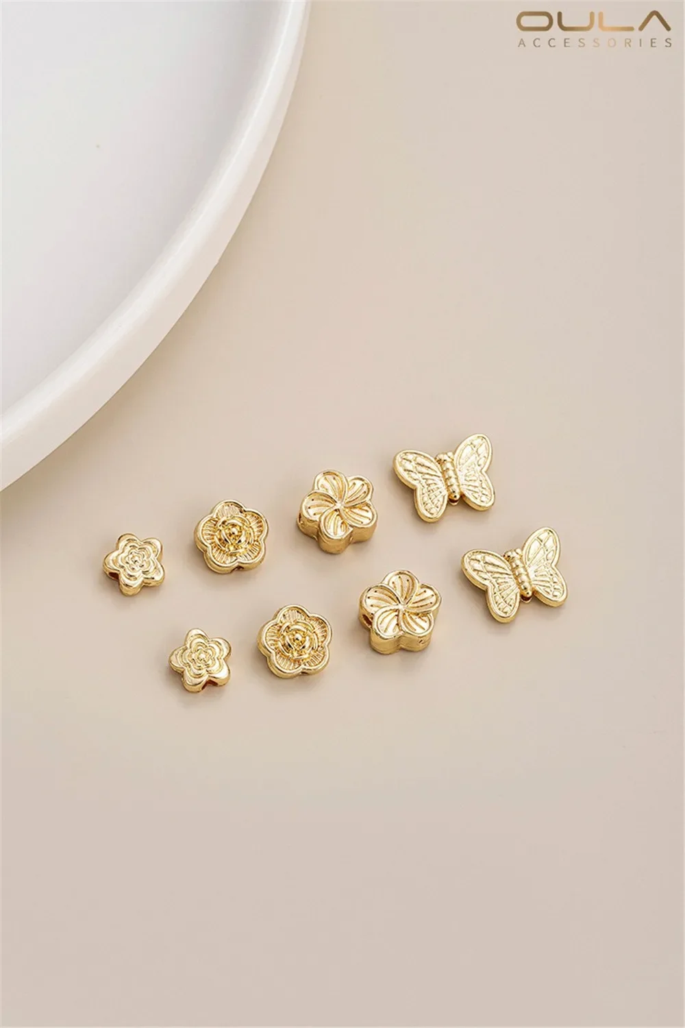 

14K Gold-plated Peach Blossom Separated Bead Plum Blossom Through-hole Flower Bead Butterfly DIY Handmade Jewelry Accessories