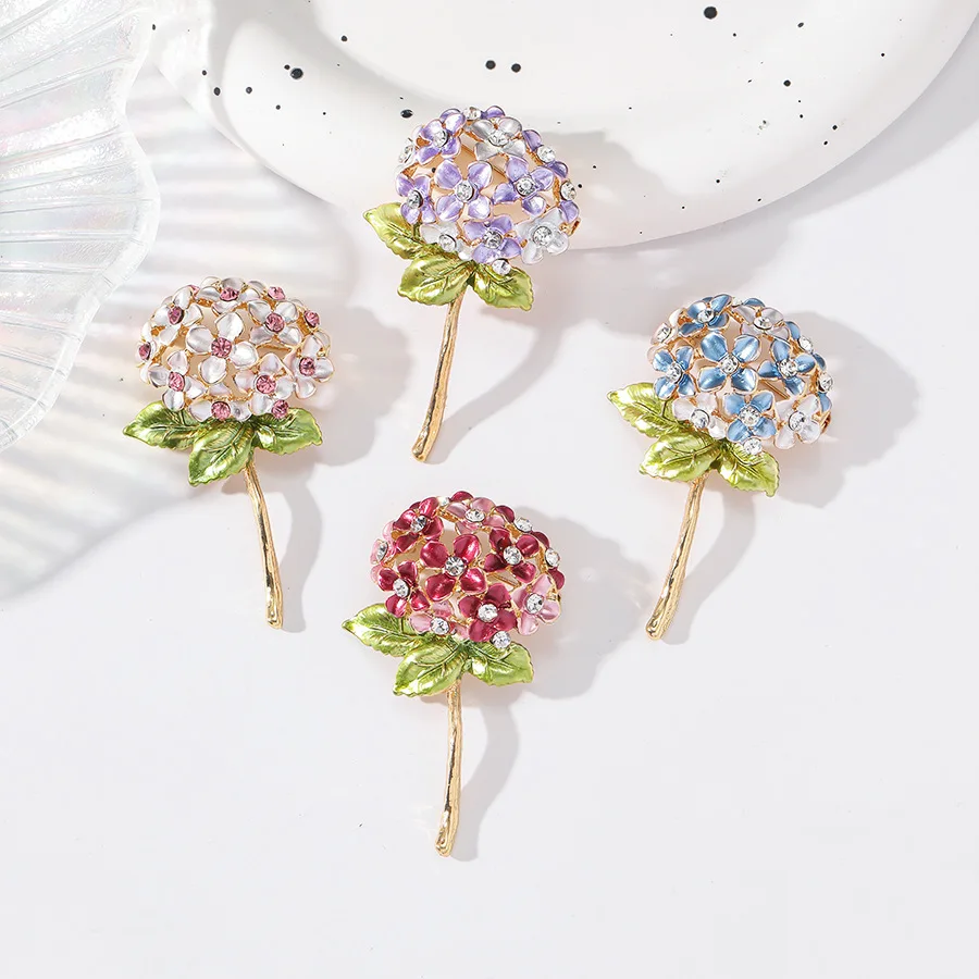 

Fashionable new oil dripping enamel diamond inlaid embroidered ball flower brooch, wholesale of plant-based brooches