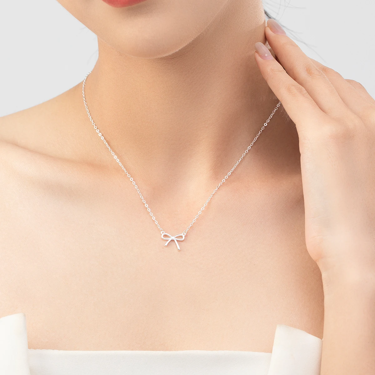 MODIAN 925 Sterling Silver squisita semplice collana con ciondolo Bowknot catena impilabile alla moda per le donne regalo di gioielleria raffinata