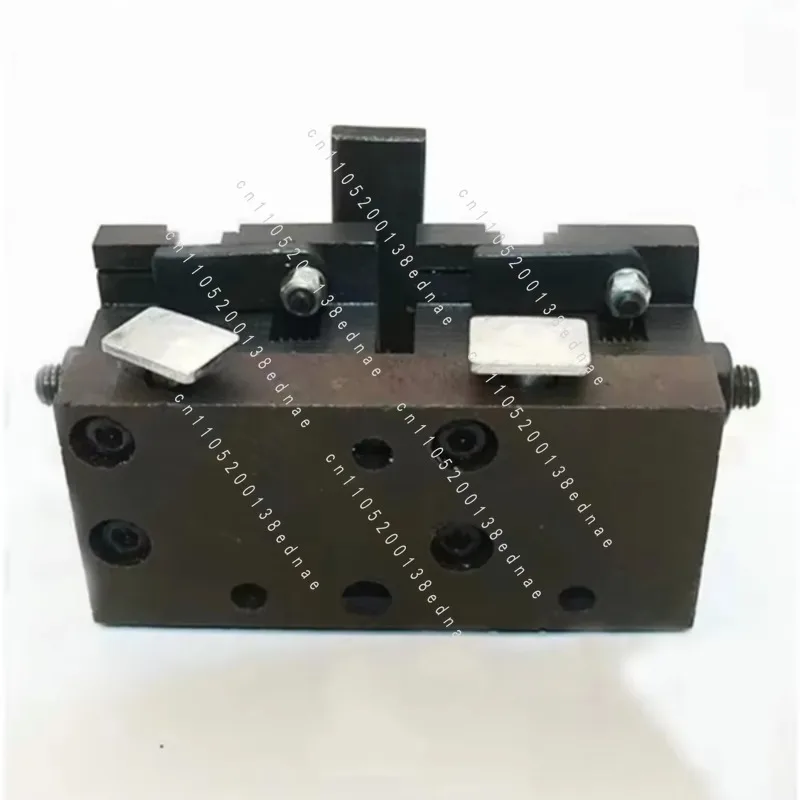 Suitable for Key Machine 339C 998C Punching Machine Multi-function Fixture, with Hollow Lock Fixture