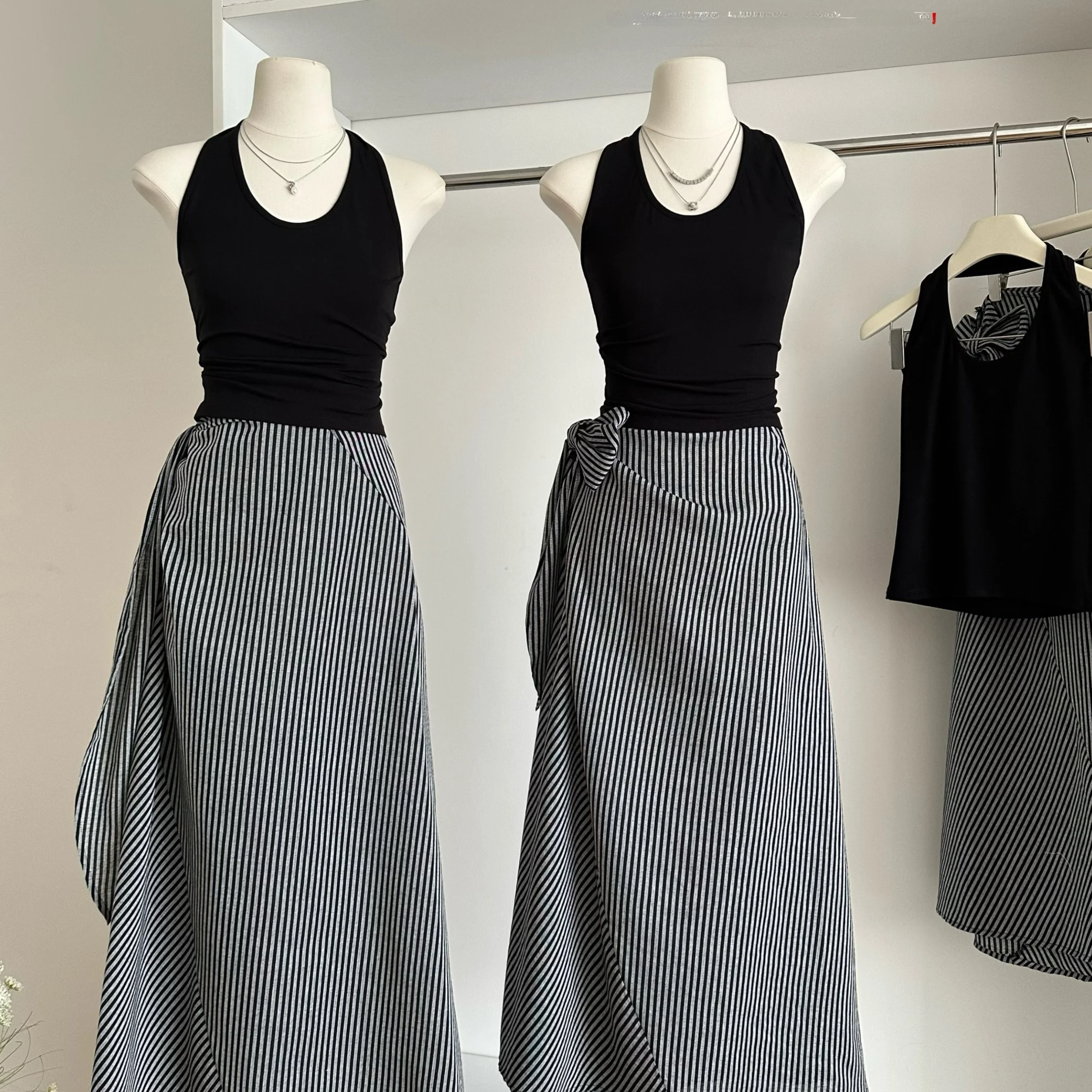 

Korean Design Simple Versatile U-Ne Svel Slim Fit Vest Belted Waist Tie Striped f-length Skirt Two-piece Set