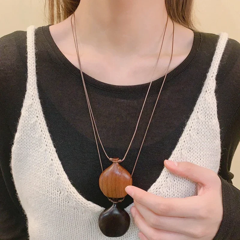 لطيف قابل للتعديل حبل سلسلة الخشب الإبريق قلادة طويلة بني / أسود للنساء الفتيات - فكرة هدية عيد ميلاد