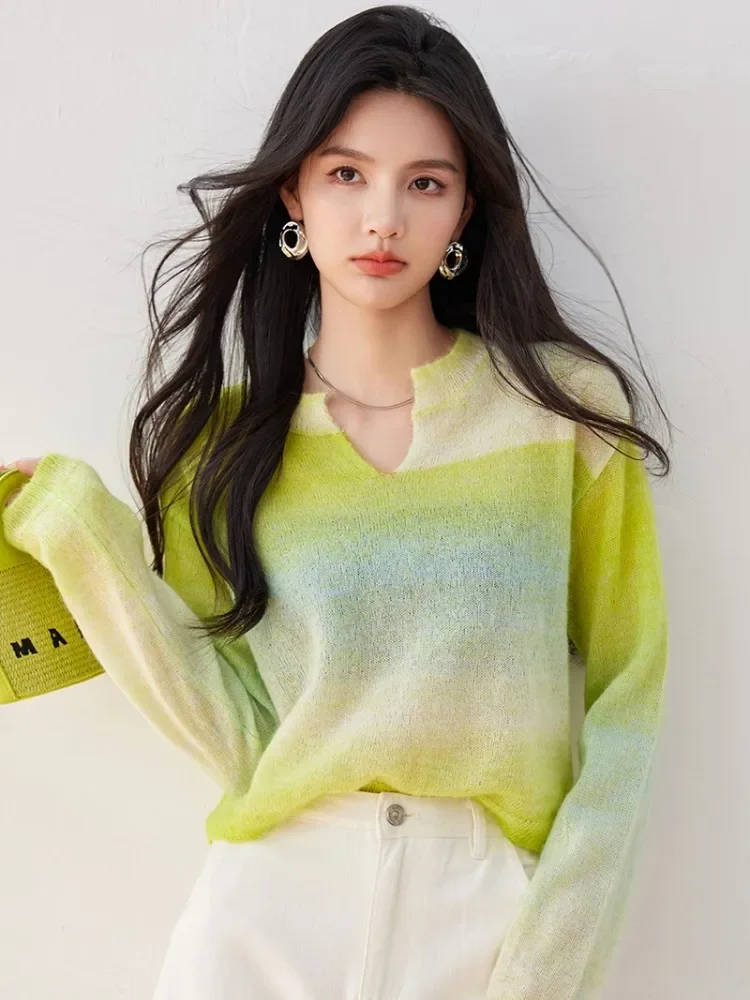 Wysokiej jakości sweter damski z gradientem z mieszanki moheru, nowy luźny sweter z wełny w stylu \"Mint Wave\" na rok 2024.