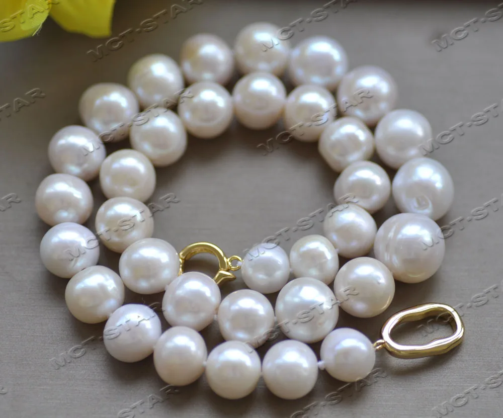 

MCT·STAR Z12600 A+ 17" 15mm Round White Freshwater Pearl Necklace