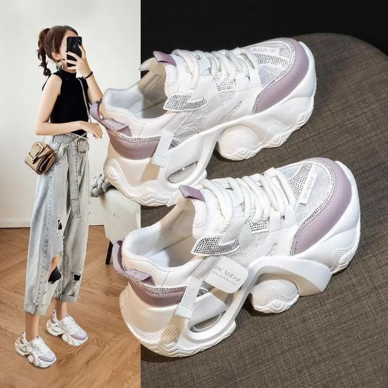 Zapatillas deportivas de plataforma con suela gruesa para mujer, en blanco, gris y morado, estilo "dad shoes", con cordones, de malla, para la universidad, deportivas, que aumentan la altura, para primavera y otoño, novedad.