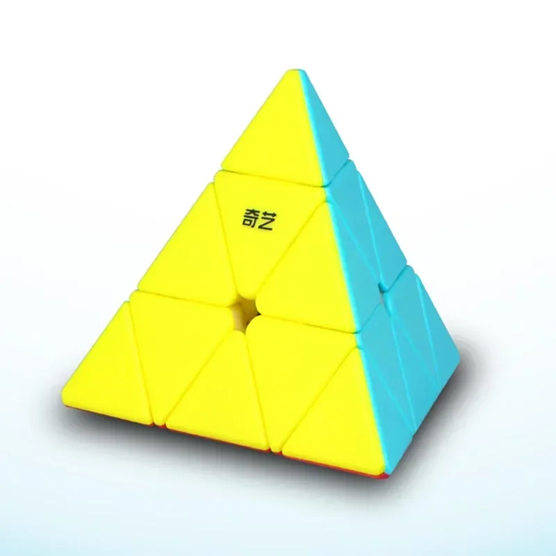 Qiyi 2x2 3x3 4x4ลูกบาศก์มายากลคนต่างด้าวใบเมเปิลเกี๊ยวพีระมิด SQ1และของเล่นการเรียนรู้การศึกษาอื่นๆในช่วงต้น