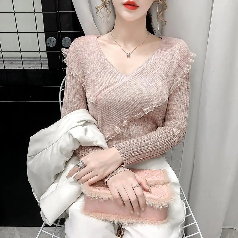 2024 New Summer Elegant Fashion Solid Color Retro Korean Style Aesthetic Office Lady Lace Splicing V Neck Long Sleeve Y2K Tops