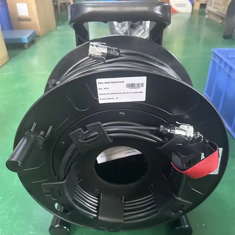 

MPO APC Бронированный оптоволоконный патч-корд 12C ТПУ одномодовый тип B 100м50м60м80м90м с барабаном RUIKO 12-жильный SM водонепроницаемый уличный