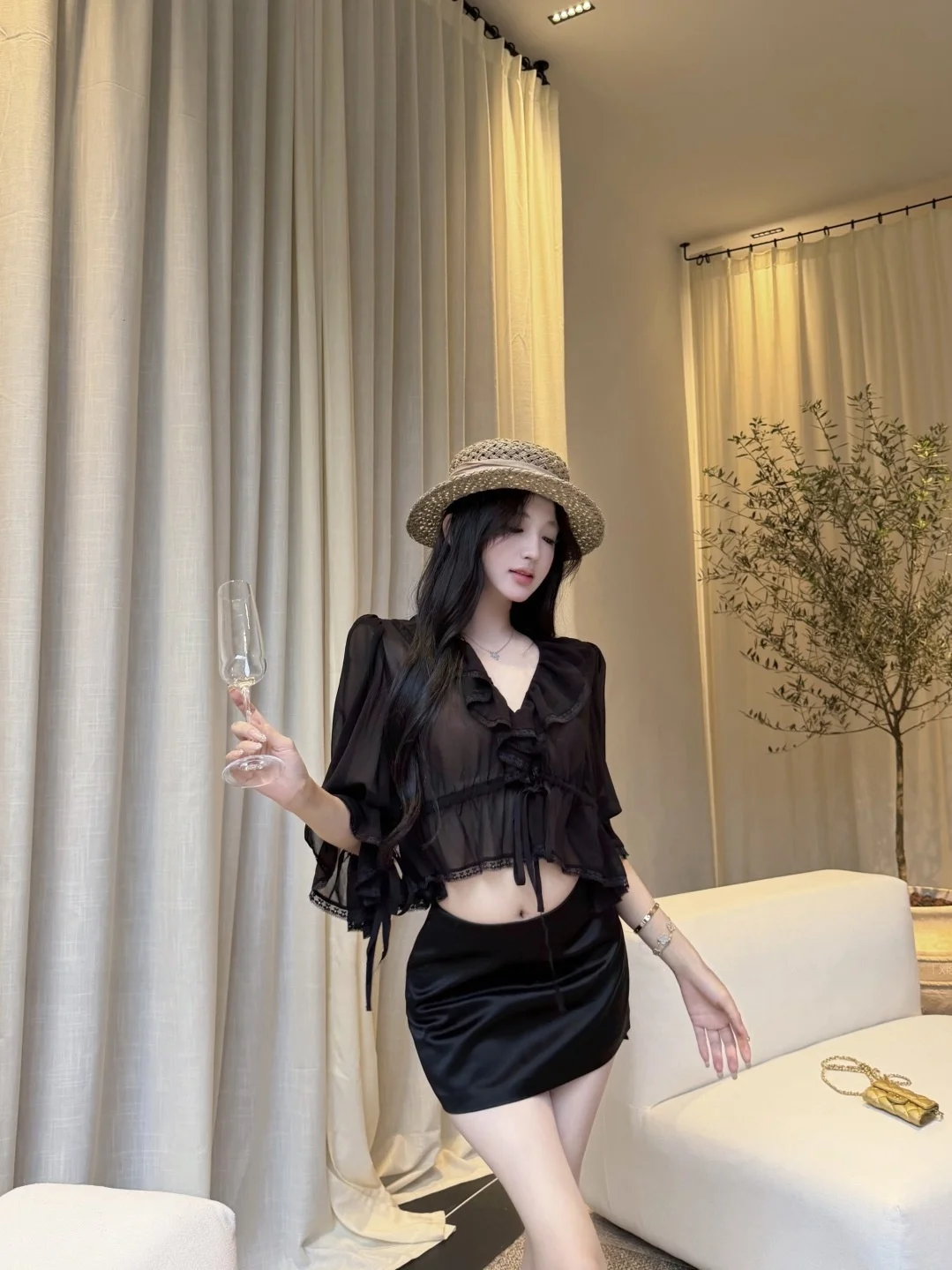 

Black Mesh See-through Chiffon Halter Bubble Sleeve V-neck Short Top And Skirt Set Low Waist Fashionable Women's Outfit