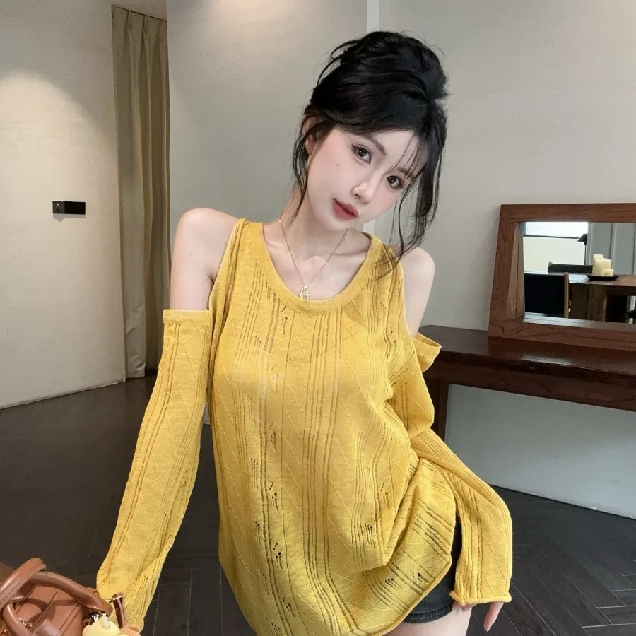 Ele Open-oulder Long-Sve Loose Knitted Sweater Hollow out Comfortable Loose Feeling Top with Belt Autumn Winter Wome...