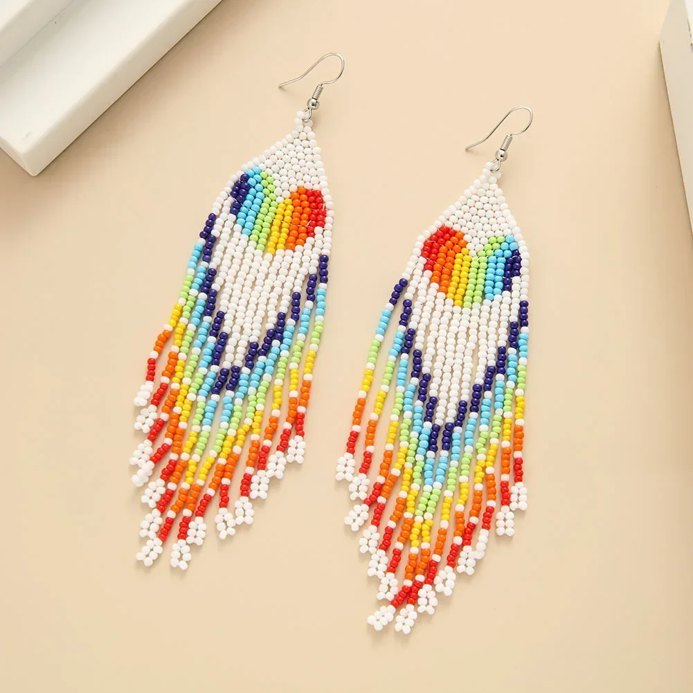 Bohemian Jewelry Set Hand Knitted Gradient Color Bracelets Versatile Rainbow Tassel Heart Pattern Beads And Matching Earrings