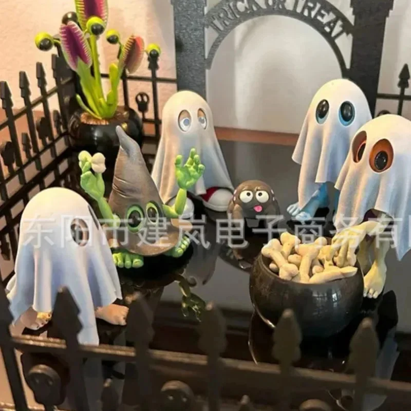 

1/2PCS Halloween Ghost Doll Small Ornament Greenish Blue Creative Cute Resin Crafts Home Decoration Children's Birthday Gift