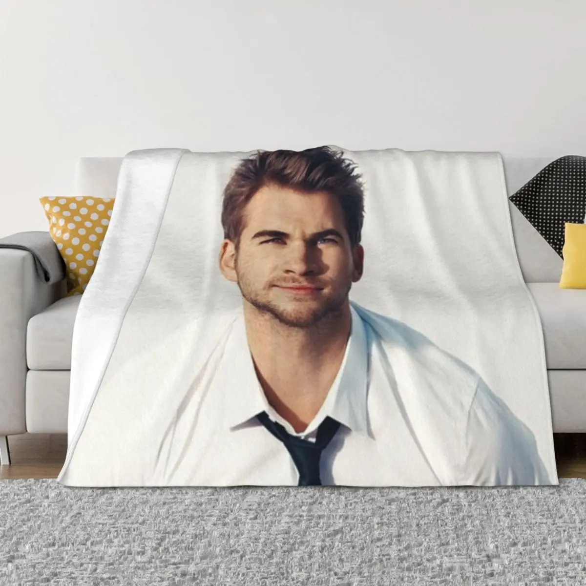 

Liam Hemsworth Throw Blanket Plaid manga Beautifuls christmas gifts Blankets