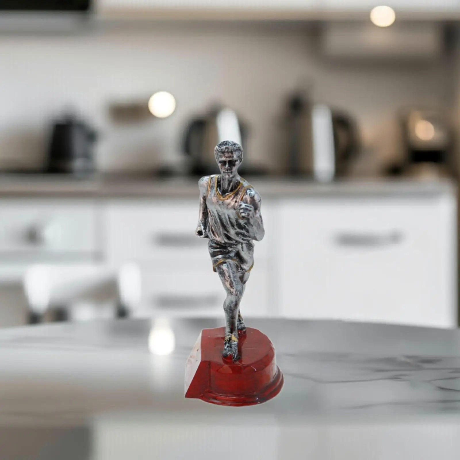 Male Long Distance Runner Statue 4x2.4x6inch Tabletop Decoration Collectible for Desk Accents Shelf Decor Versatile Lightweight