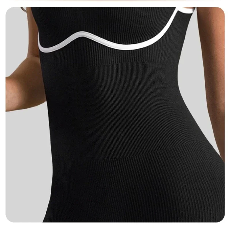 WANAYOU Contrast Women Yoga Jumpsuit Hip Lift Sports Shorts Set Low V Neck Gym Tracksuit Workout Bodysuits Sport Set Women