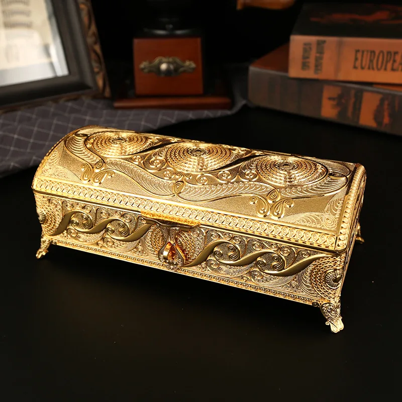 

Europe Large Size Gold/Silver Metal Jewelry Box Synthetic Cut Stone Decorative Makeup Storage Organizer Golden Tin Boxes JB063