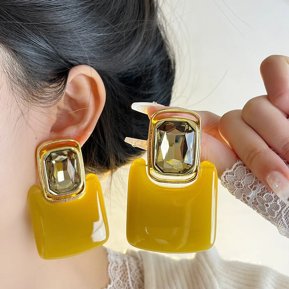 

Vintage Geometric Square Acrylic Earrings for Women European American Personality Exaggerated Party Jewelry Accessories