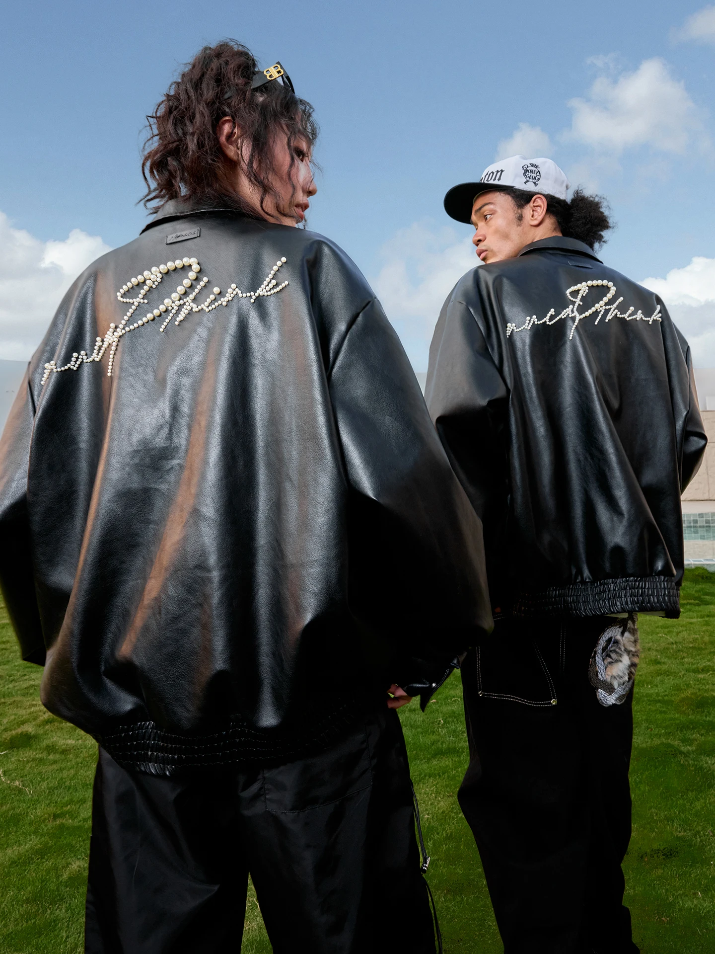 

Куртка Nuthink в американском ретро-стиле из искусственной кожи с жемчужной вышивкой, свободная верхняя одежда для мужчин и женщин, весенняя трендовая повседневная модель от известного бренда