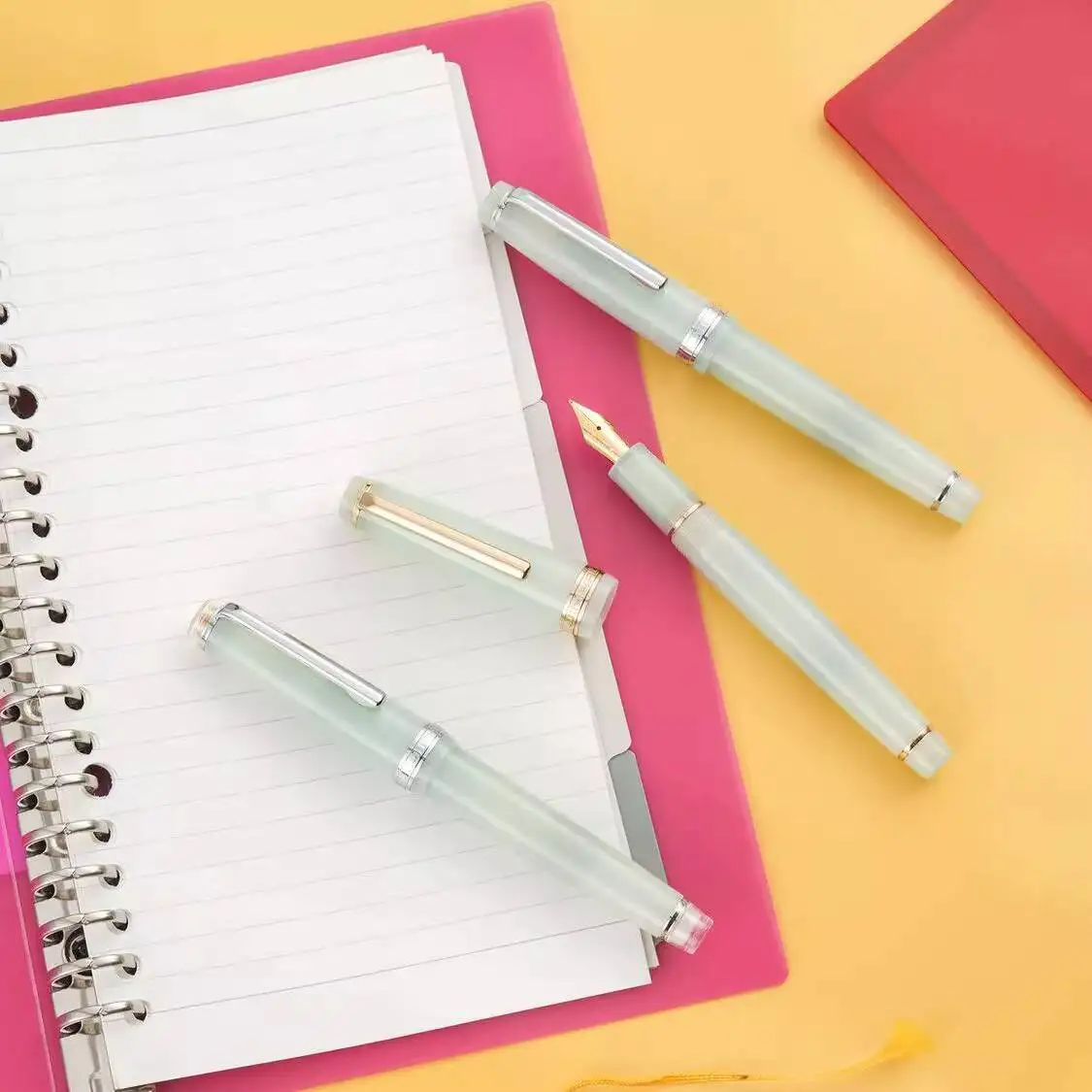 

Перьевая ручка Jinhao, новая модель, синий и белый нефрит, высокая эстетика, студенческая практика почерка, серия розового цвета, стиль Ins