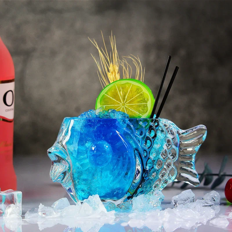 

Creative Fish Shaped Cocktail Glass Lead-free Clear Wine Glass Home Bar Party Brandy Cocktail Juice Glasses Bar Decor Gift 190ML