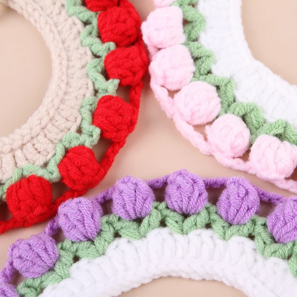 

Cute Handwoven Pet Knitted Scarf Adjustable Soft Pet Bib Kitten Scarf