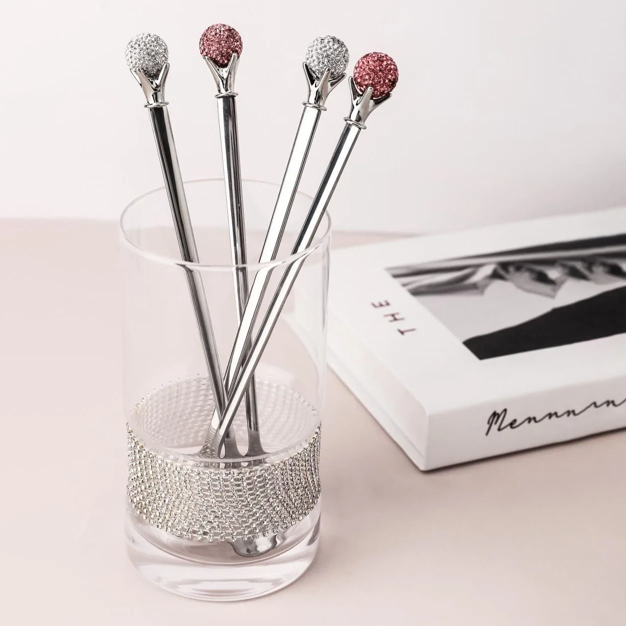 

Роскошные 2 шт. алмазные ложки с коробкой, длинная ложка для перемешивания кофе из нержавеющей стали, блестящая ложка для смузи, ложка для льда, коктейльный бар, чайные ложки