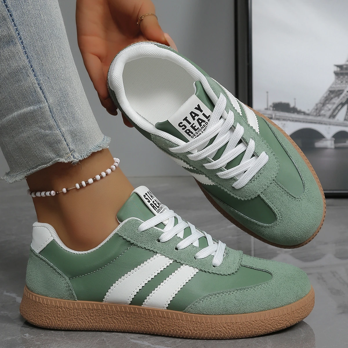 Women Sneakers Trend Casual Outdoor Sneakers Women Comfortable Lace Up Flats Tennis Shoes Women Breathable Walking Jogging Shoes