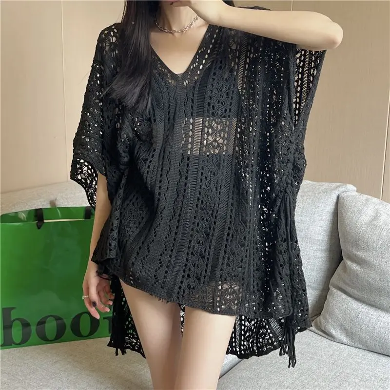 Camicetta scavata con maniche a pipistrello con scollo a V alla moda 2025 Nuovi pullover coreani estivi Top Camicia casual ampia