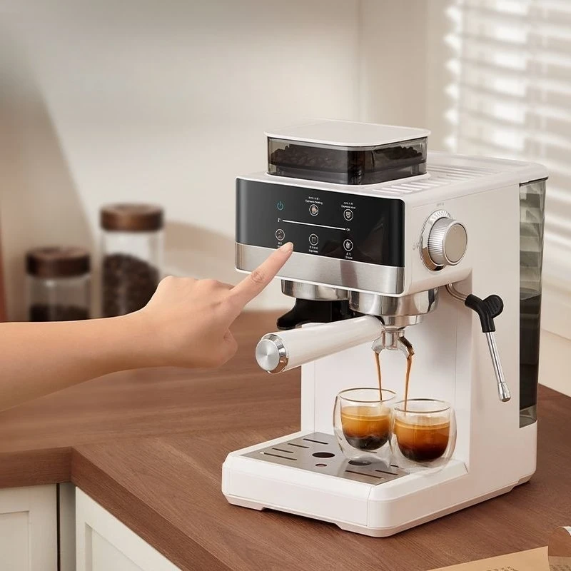 

The coffee machine is semi-automatic grinding in one hot and cold brew