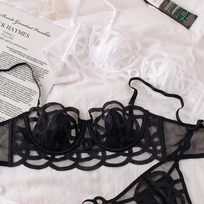 

Сексуальный тонкий кружевной бюстгальтер, женское нижнее белье, комплект стрингов, прозрачная большая грудь, маленькая вышитая нижнее белье с эффектом пуш-ап