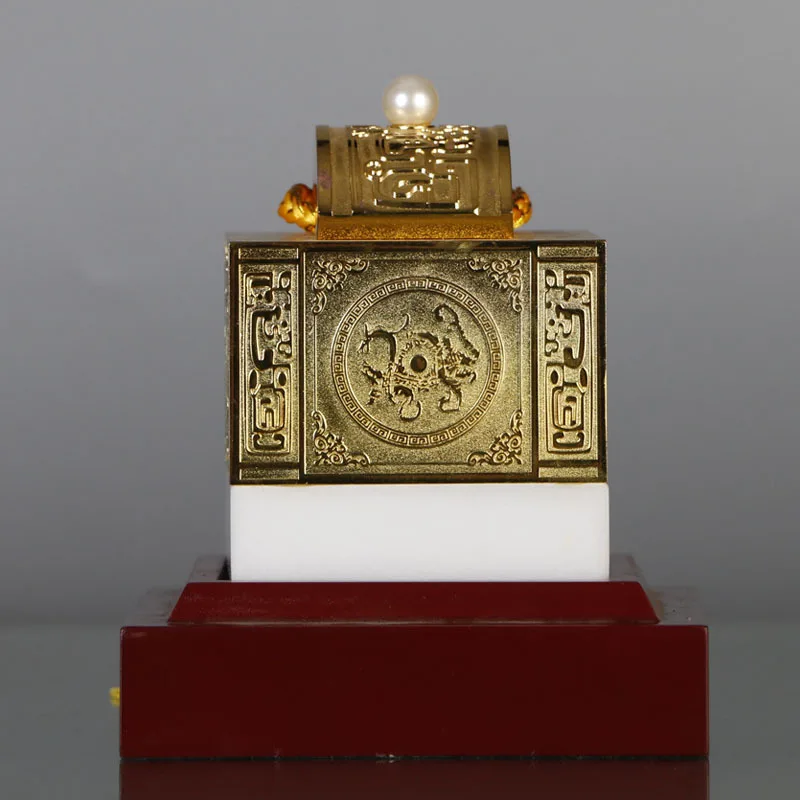 Natural white  seal jade jade seal home office entrance wine cabinet ornament Hetian white jade cultural play