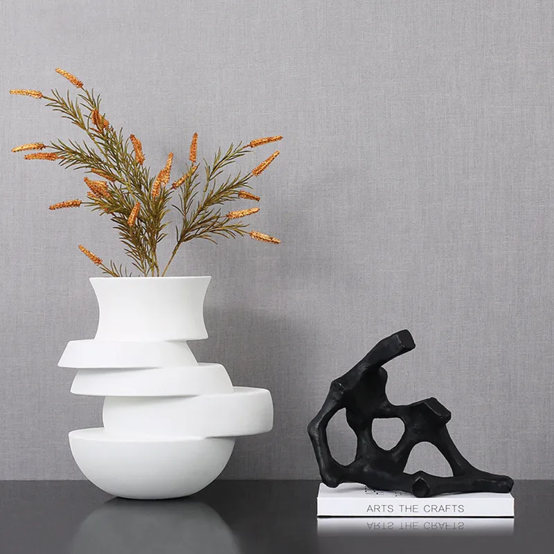 

Minimalist, Layered Abstract Geometric Vase, Black and White Resin Vase, Modern Art Decoration, Living Room Flower Arrangement