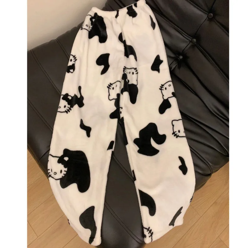 Sanrio-Pijama de felpa suave de Hello Kitty para mujer, ropa de dormir con dibujos animados de franela, pantalones largos con estampado de Anime