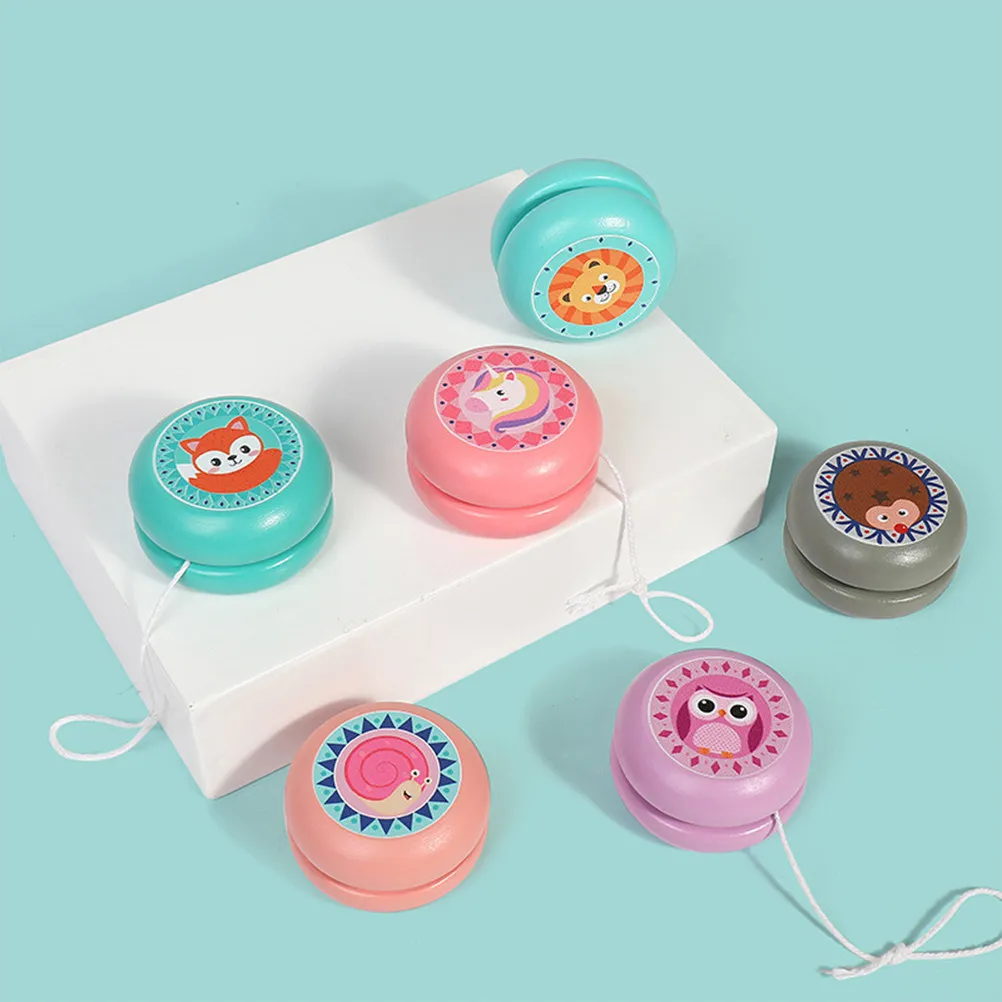 

2 шт. деревянных йо-йо с милым мультяшным дизайном животных, гладкие, безопасные, подарок для детей, портативные йо-йо для игр на улице и в помещении