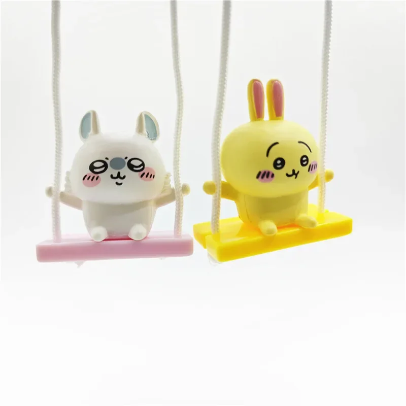 Anime chiikawa jogar na série balanço boneca figura de ação tema brinquedo bonito modelo desktop ornamentos decoração para casa presente aniversário