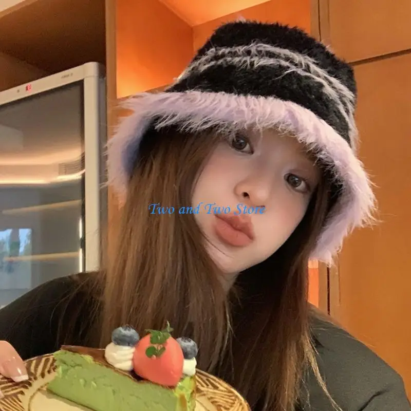 

HX6F Ladies Crochet Striped Plush Fisherman Hat Wide Brim Bucket Hat Windproof Cap