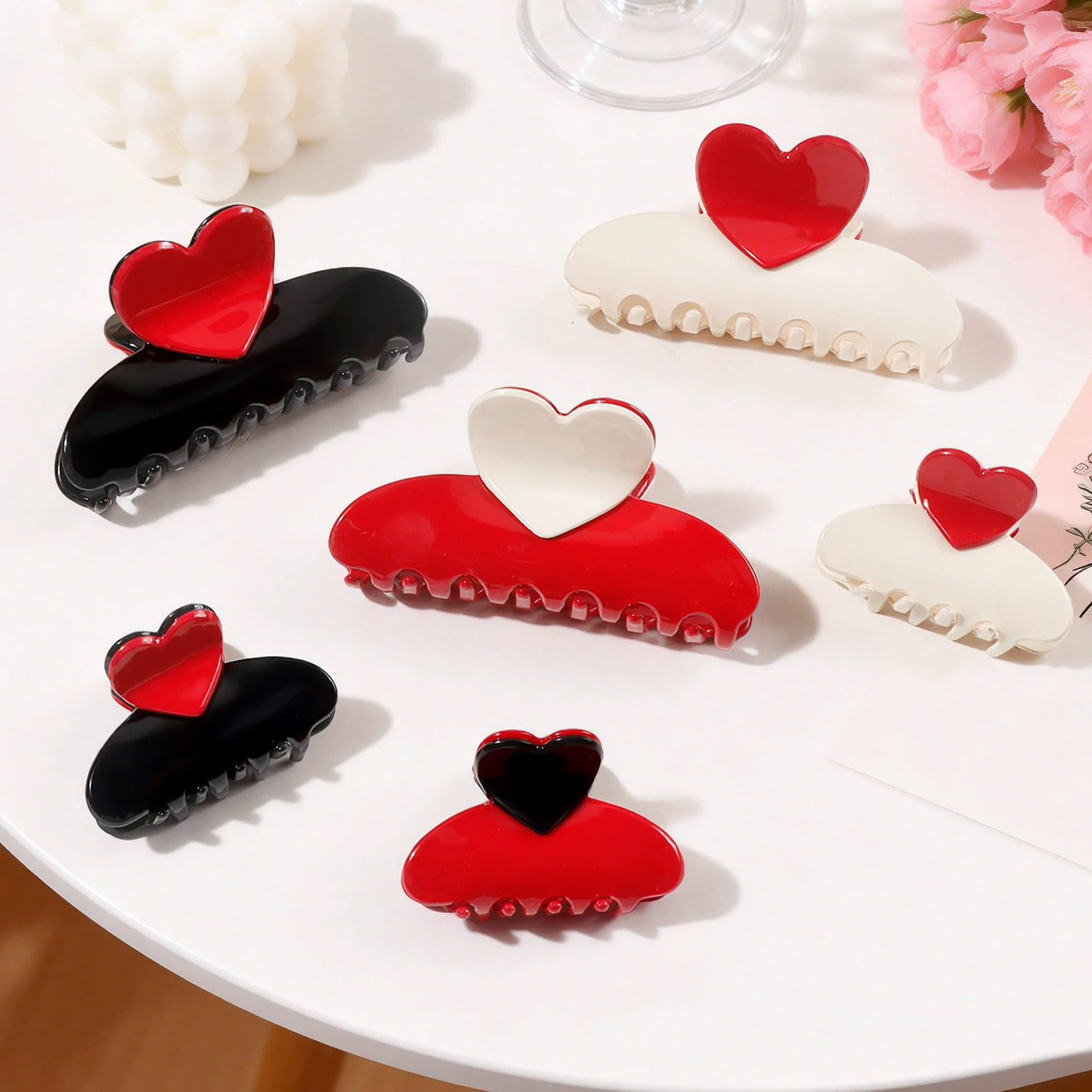 Fashon Sweet Design Cute Love Heart Hair Claw For Sweet Girls Acetate Shark Clip Hair Accessories