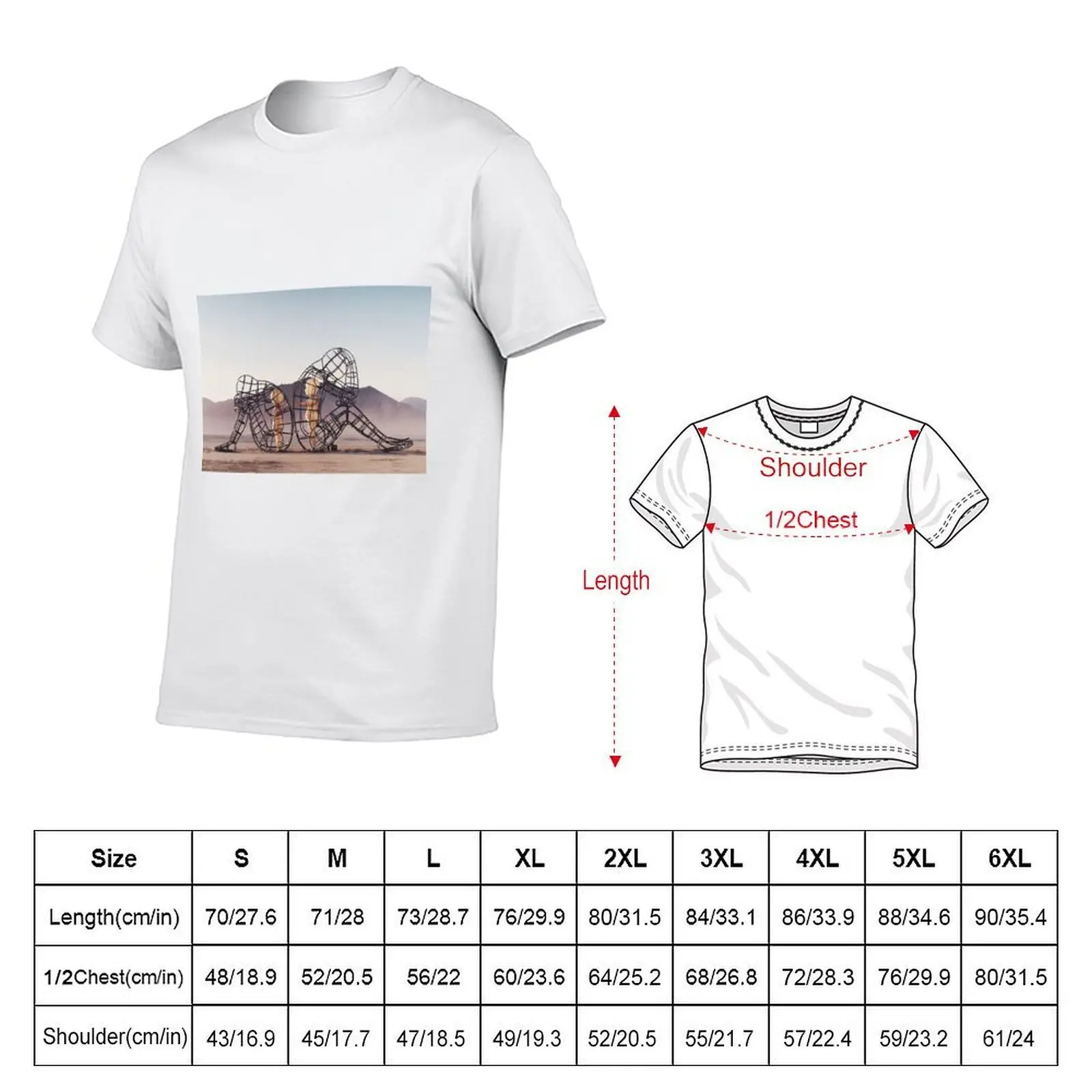 تي شيرت اثنان من قمصان أشخاصهم أنيمي رجل يظهر واحدًا آخرًا يتحول إلى قميصًا كبيرًا برسوم جرافيك