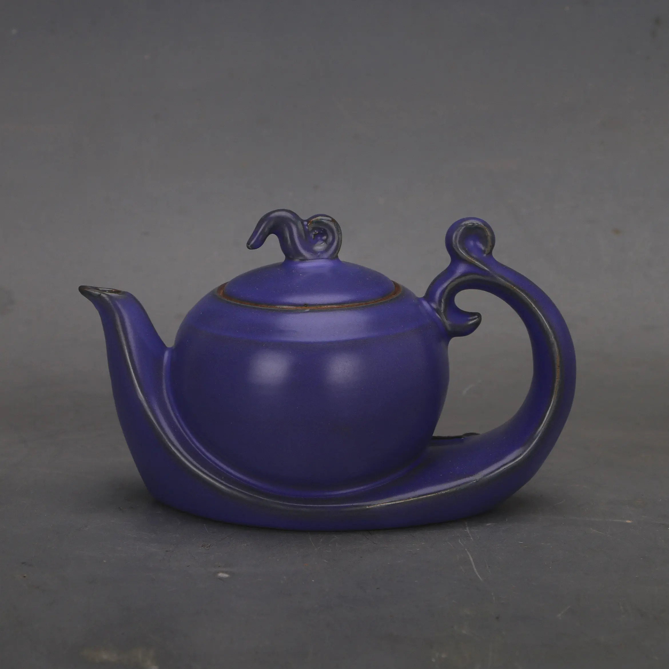 Song Dynasty Style Ru Ware Violet Glazed Dragon Egg Teapot Chinese Antique Home Decor Display Collection Gift