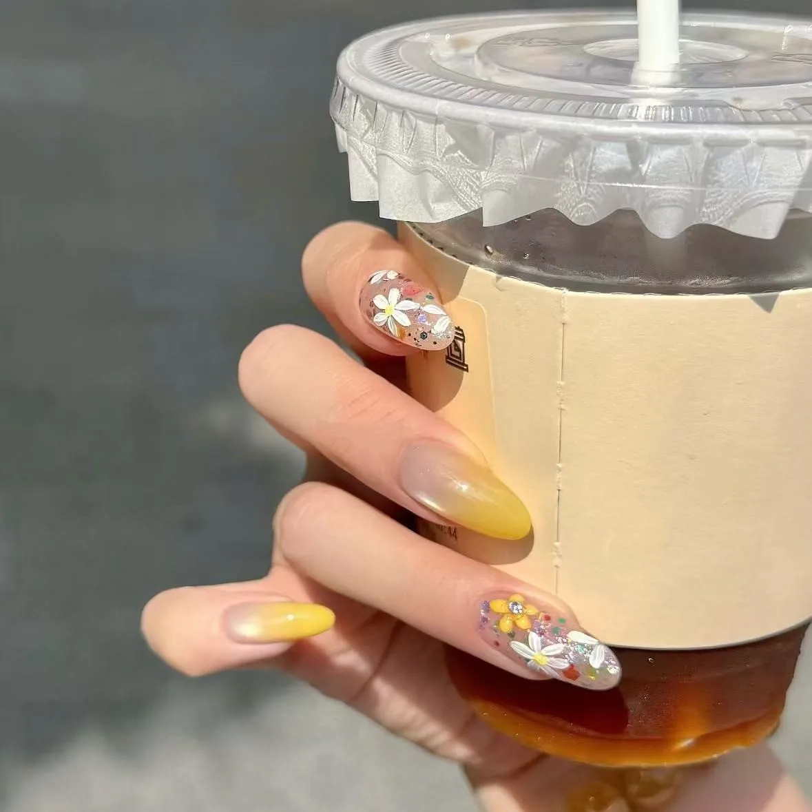 Fresh Spring Daisy Nail Stickers 3D Relief Floral Checkered Nail Art Decals for Beginners Professional Manicure DIY