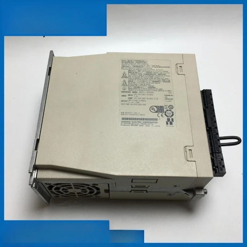 Servo Driver SGD7S-R70/R90/1R6/2R8/330/5R5/7R6AA10C/180/200