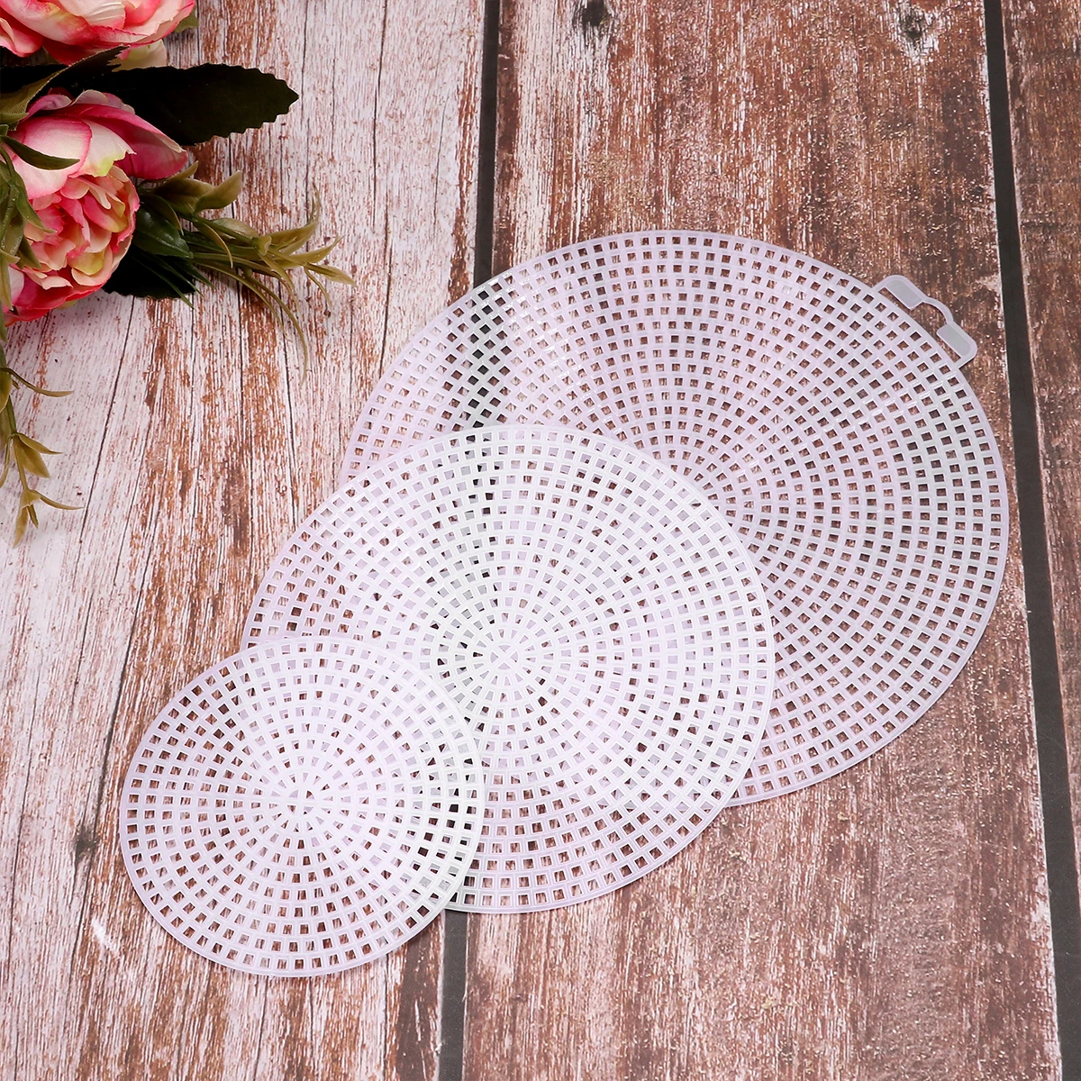 

60pcs Round Cross Stitch Mesh Sheets Plastic Embroidery Grid Plates Diy Bag Bottom Liners Cuttable Mesh Pieces For Wool Yarn