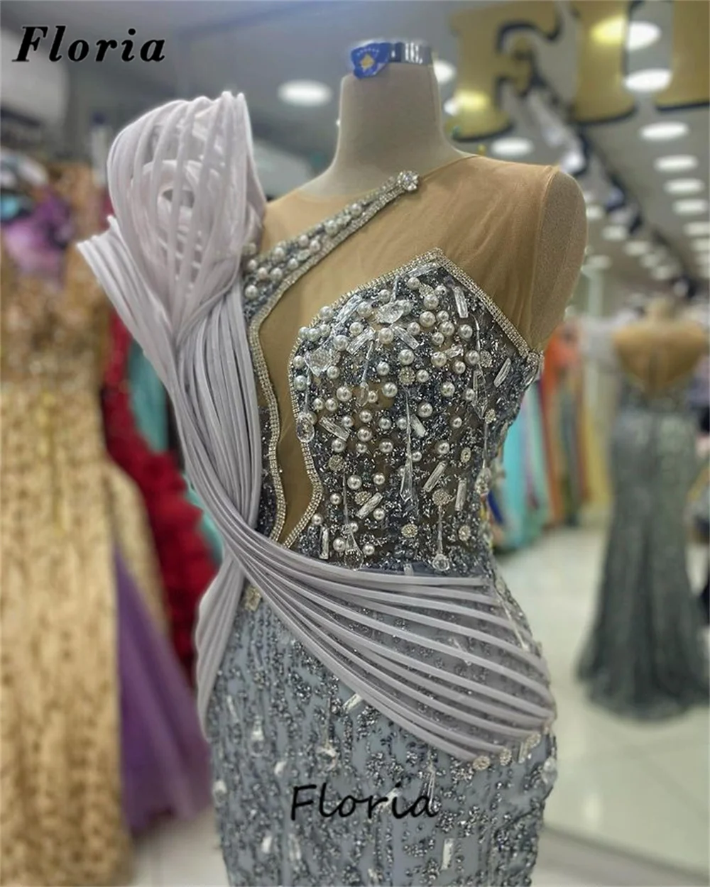 Sliver Party Dresses Custom Made Ruffles Shoulder Girls Graduation Cocktail Dress Arabic Evening Gowns Engagement Dress Robes